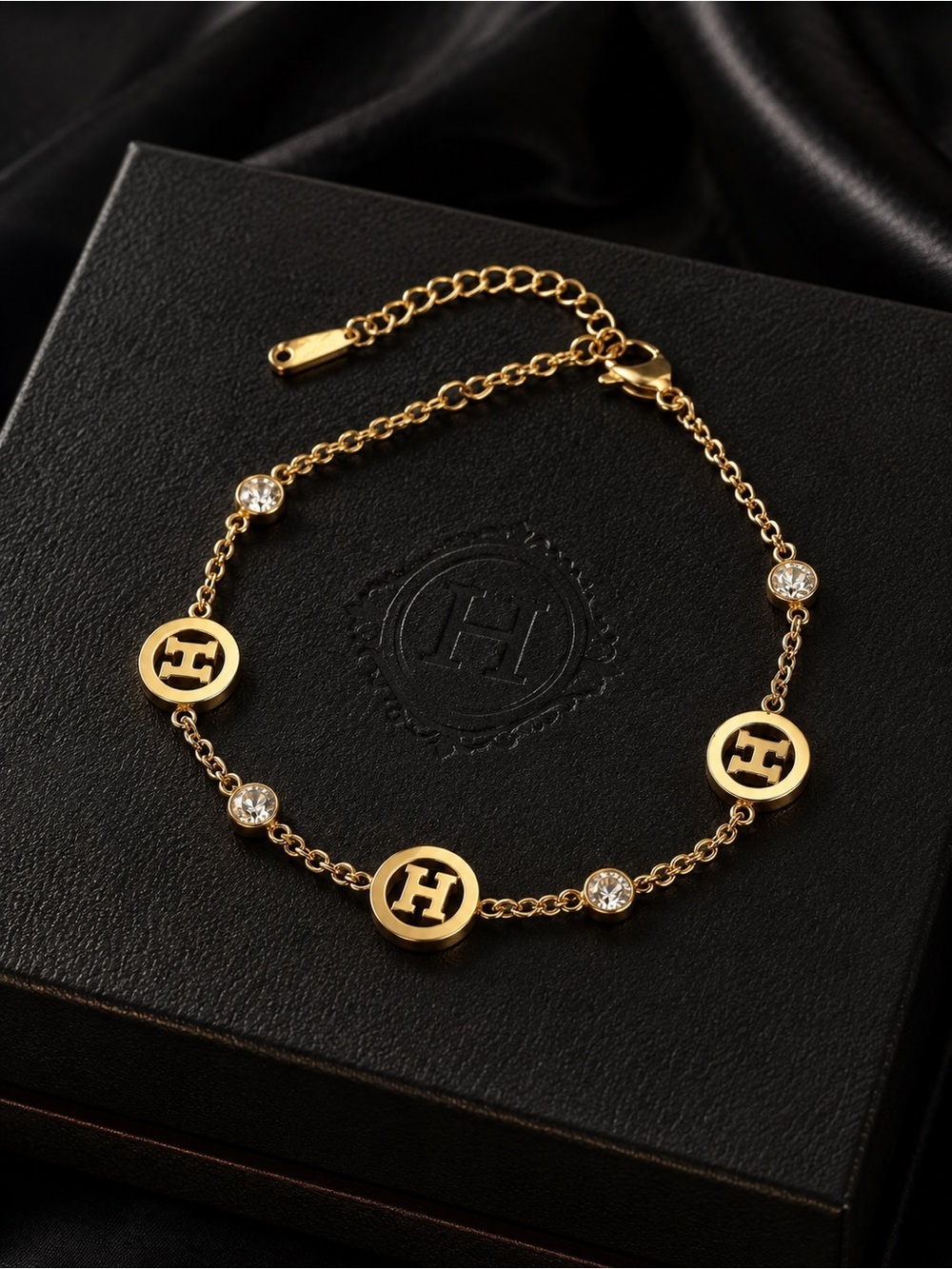 18K Gold Luxury H Chain Bracelet